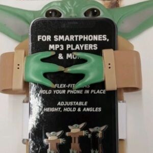 🎄Stocking Stuffer🎅Mandalorian Baby Yoda Phone Holder/Stand
